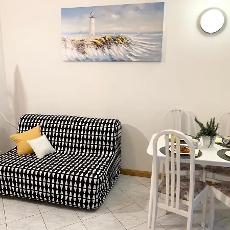 Apartment Near The Beach, With Terraces And Seaview At House B. Moscenicka Draga