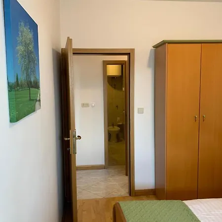 Apartment Near The Beach, With Terraces And Seaview At House B. Moscenicka Draga
