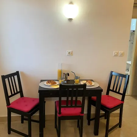 Near The Beach, With Terraces And Seaview At House B. Apartment *