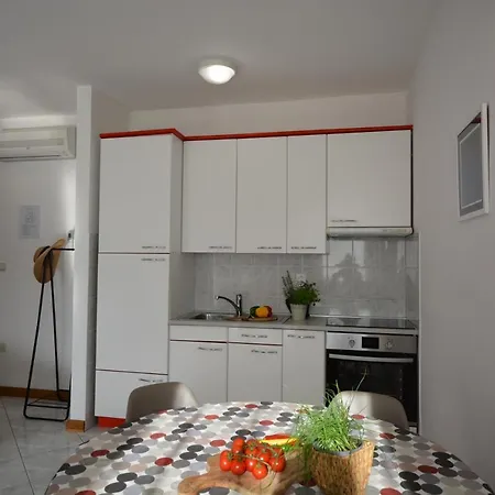 Near The Beach, With Terraces And Seaview At House B. * Moscenicka Draga