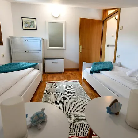 Near The Beach, With Terraces And Seaview At House B. Moscenicka Draga