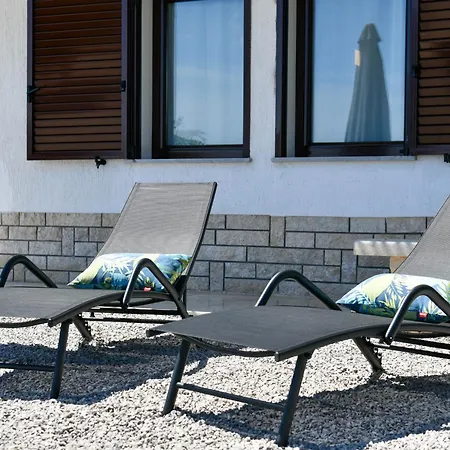 Near The Beach, With Terraces And Seaview At House B. Apartment Moscenicka Draga