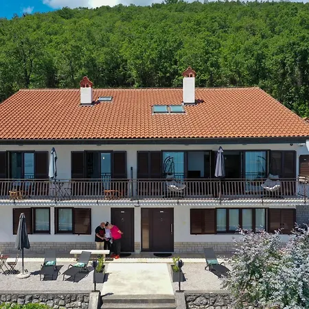 Apartman House Bucic *
