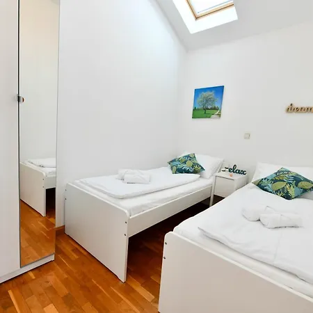 House Bucic Apartamento *