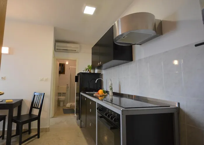 House Bucic