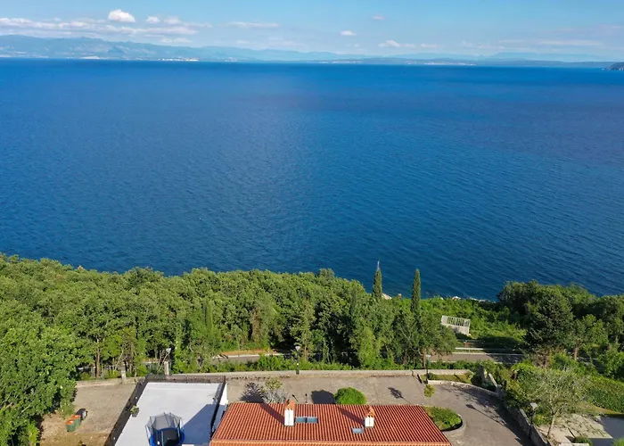 House Bucic Apartman Mošćenička Draga