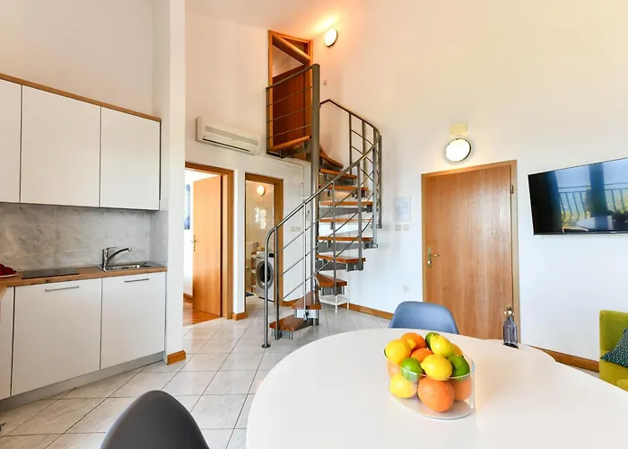 House Bucic Apartman Mošćenička Draga